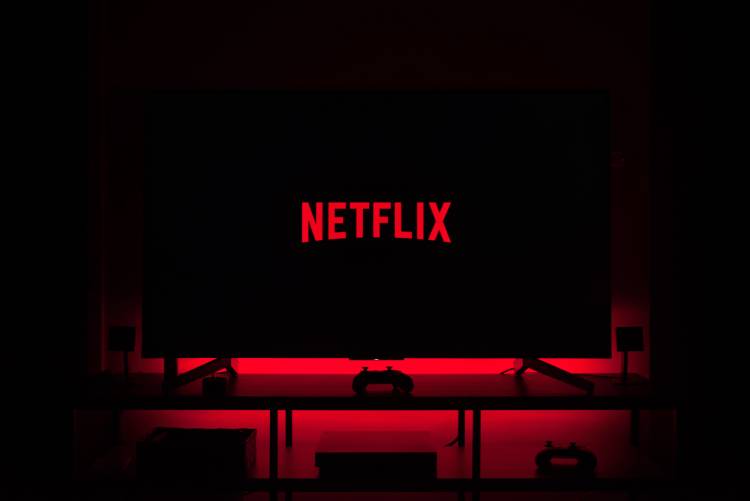 abbonarsi-a-netflix-su-tv