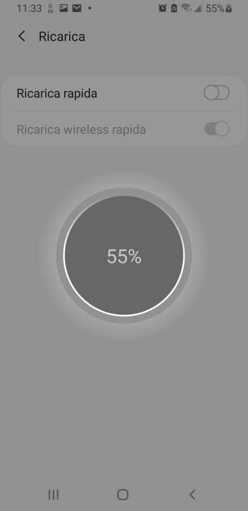 Mettete-il-telefono-al-centro-della-base